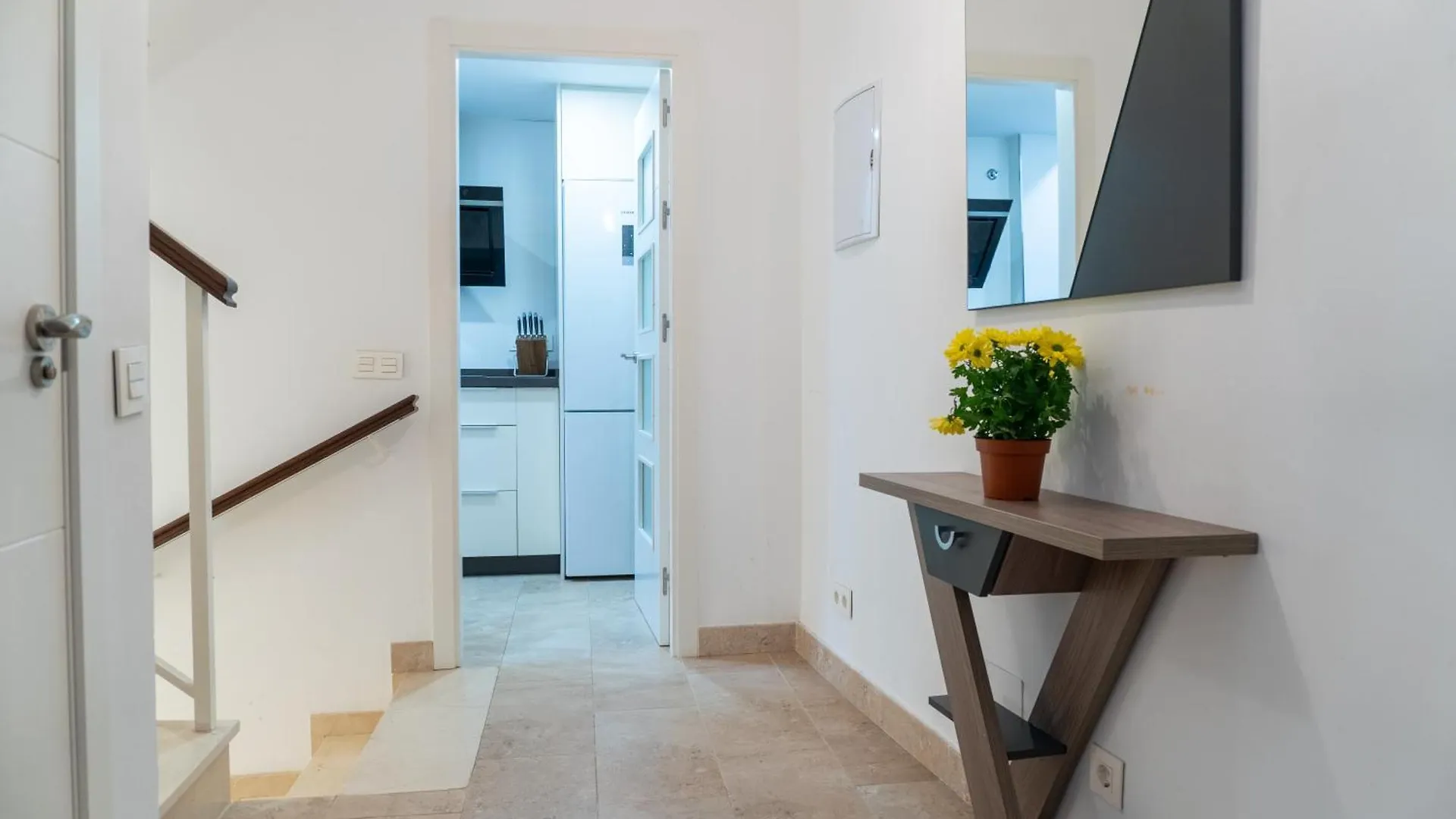 Duplex Apartment 토레몰리노스 0*,